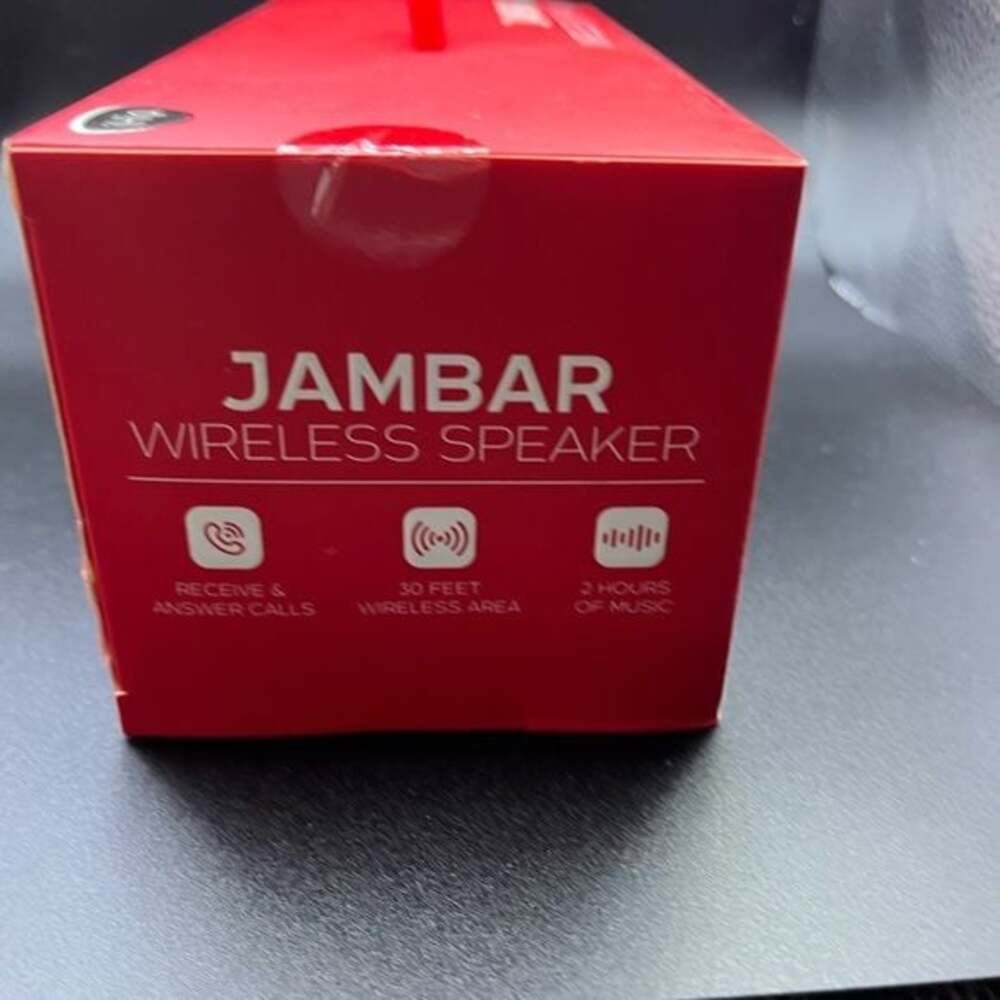 IHip Jambar Wireless Speaker - Red - Picture 2 of 4